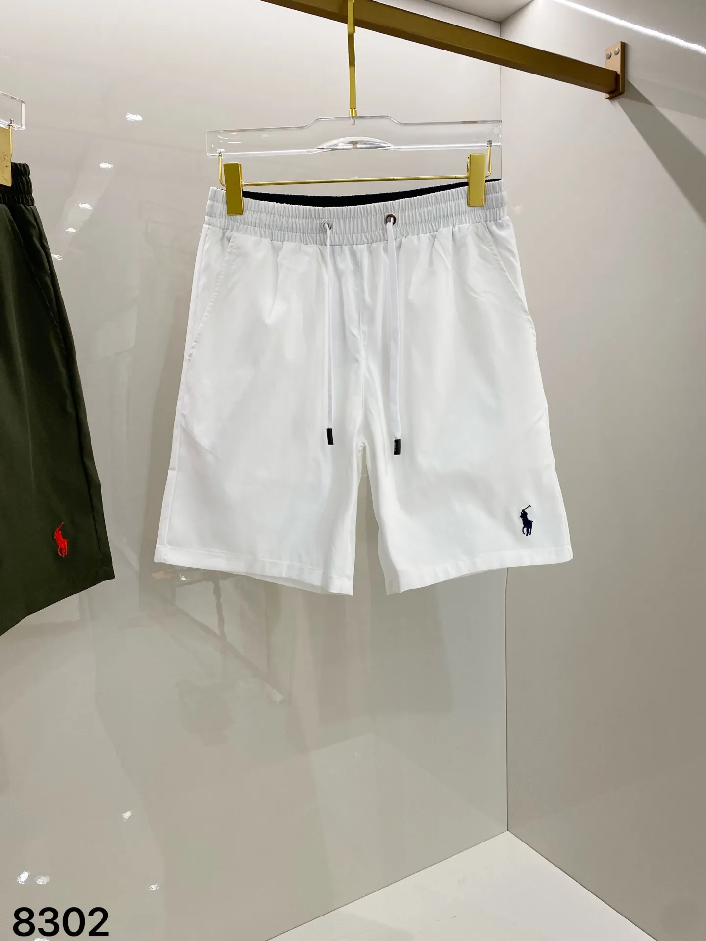 P190 🌸🌸Ralph Lauren Polo 2025 spring and summer new three-quarter pants [beach pants] are comfortable to wear, low-key yet luxurious, very high-end, and have a fashionable and high-end pocket design. Needless to say, the pants style and tailoring are exquisite and lively. Really first-class and top-quality materials. Really top-grade casual pants and elastic pants, of outstanding quality. After heavy washing, the pants are very soft, not fussy, and the upper body is absolutely stylish and extremely luxurious. Size:M-4XL